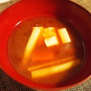 アスパラと豆腐のお味噌汁☆